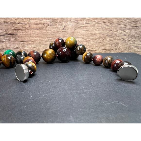 Multi color tiger eye graduated necklace with 925 magnetic clasp - Picture 9 of 14